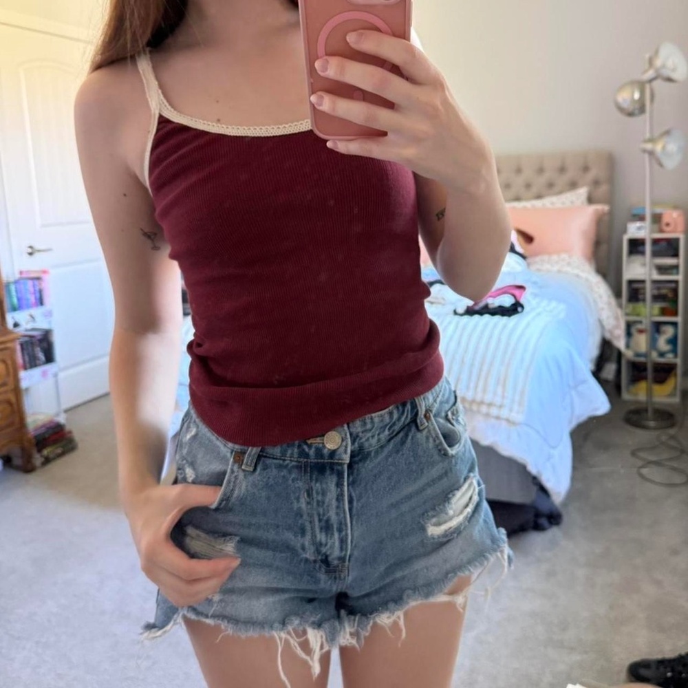 Brandy Melville In Store Red Burgundy Lace Trimmed Downtown Girl Casual Tank Top